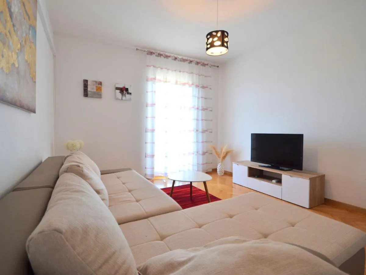 Holiday Home Tuta By Interhome Polaca